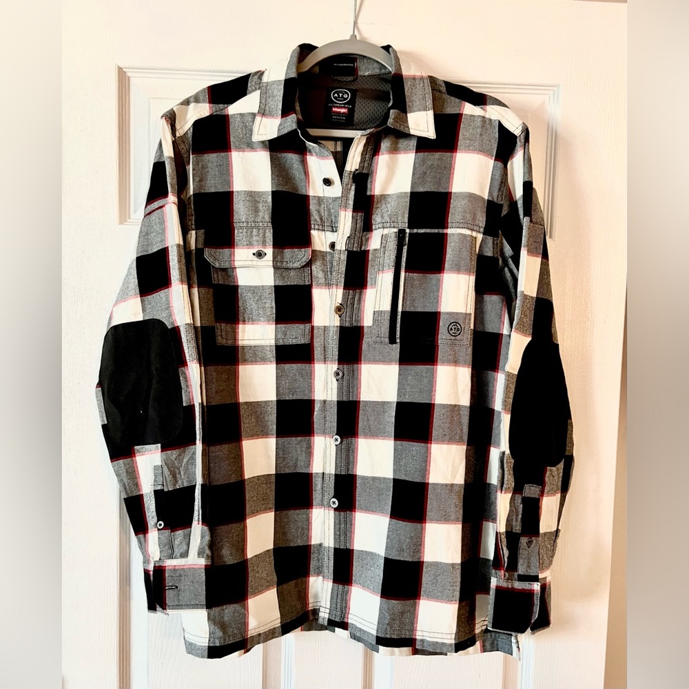 All Terrain Gear Plaid Flannel Shirt.Sz M (Men's) Unisex Black/White Elbow Patch